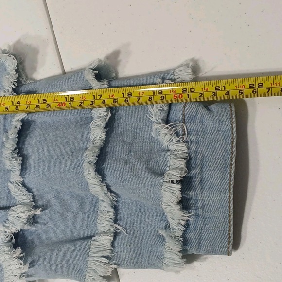 Tiered Ruffle Sleeve Cropped Denim Icy Blue Boho Jean Jacket Wms Large - Picture 14 of 15